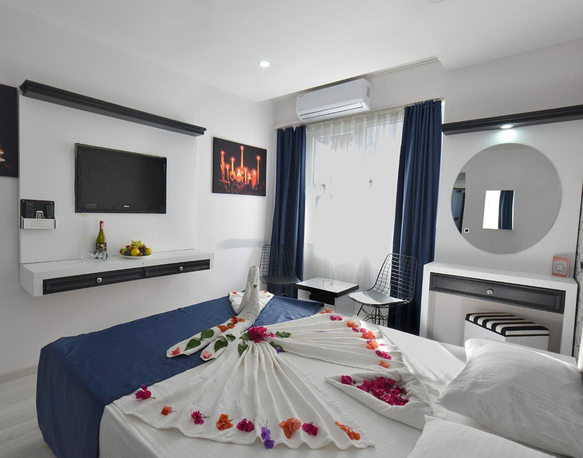 La Rezidans Hotel Antalya Bagian luar foto